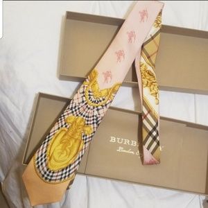 Burberry tie